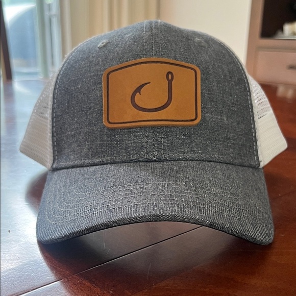 Avid Fishing Gear Hat Snapback Trucker NWOT - Picture 2 of 5